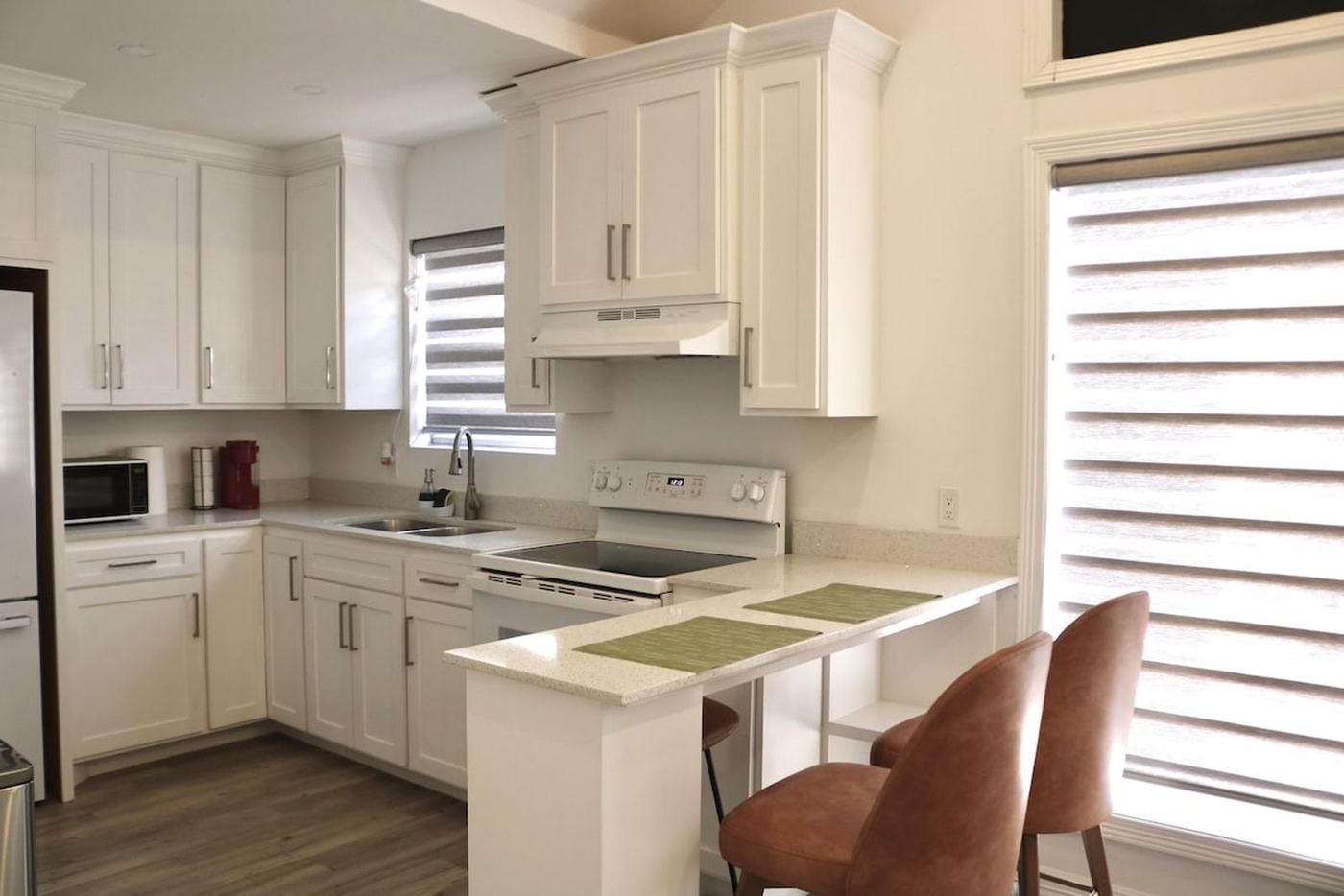 Tee Time Villa kitchen